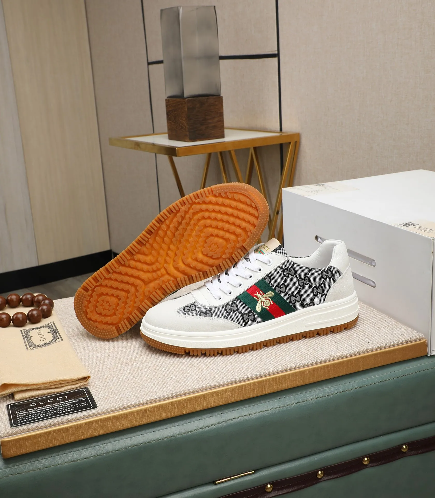 Men's shoes💰440 GUCCI🔍🔍2024 latest spring style On sale at the same time at the counter, original calfskin imported from Italy, genuine leather lining, (high-end, luxury, and class) exquisite workmanship, soles: original soles specially provided by the original factory, ⚠Exclusive double-layer movable molded soles are super comfortable⚠, real photos🎬The real ones are better🔍🔍"High quality·Follow the order" code number 38-44
